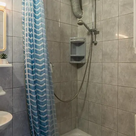 Santek Apartment *
