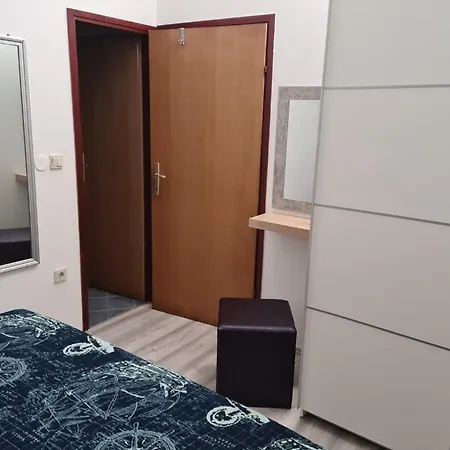 Santek Apartment *